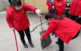 華夏保險(xiǎn)漢中中支黨支部開展學(xué)雷鋒主題黨日活動(dòng)縮略圖 華夏保險(xiǎn)漢中中支黨支部開展學(xué)雷鋒主題黨日活動(dòng)縮略圖