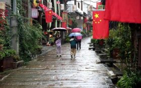 國慶假期尾聲，在留壩獨享雨中秋色縮略圖